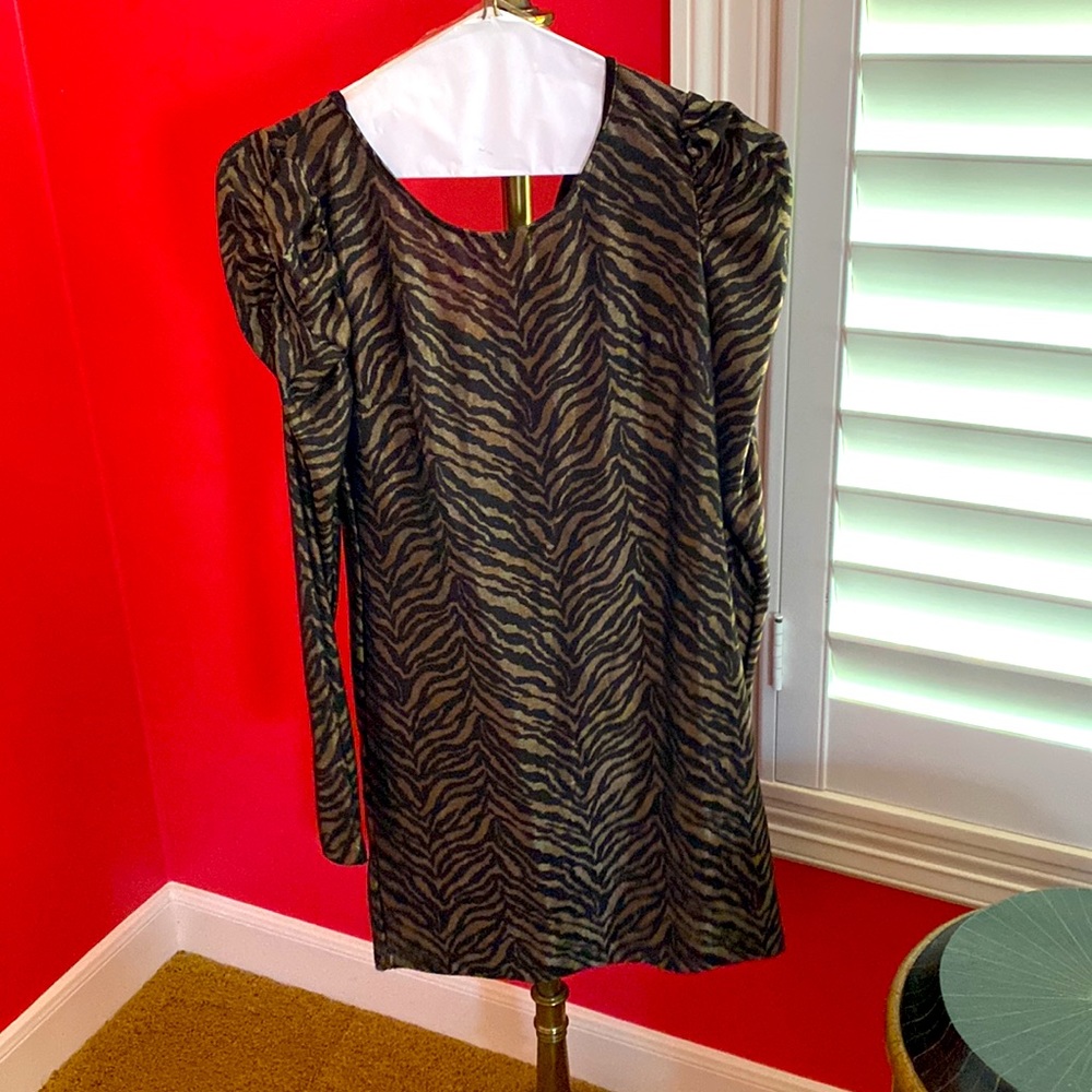 NWT zebra print metallic dress